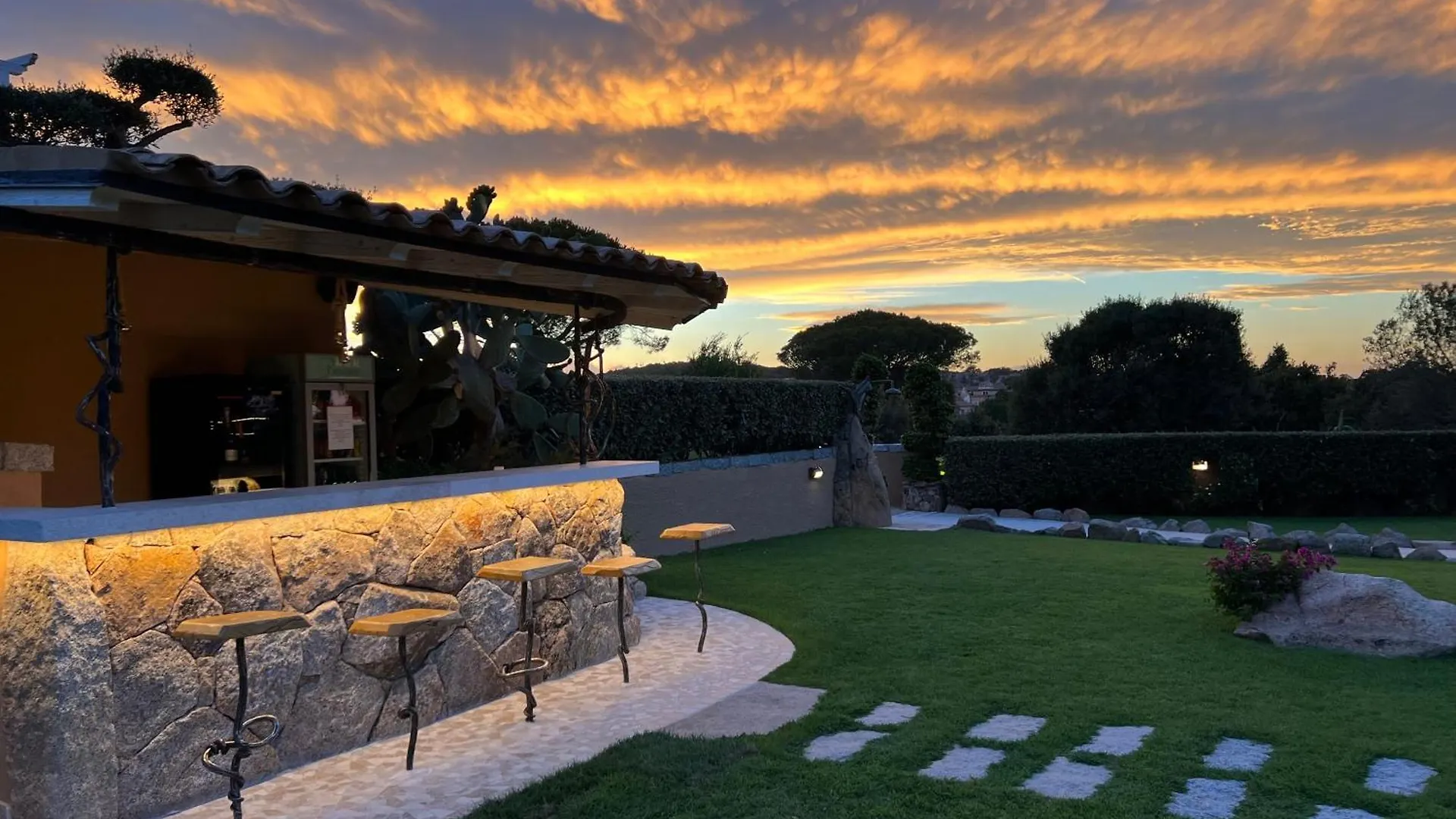 Antica Fonte Holiday Homes San Pantaleo 0*,