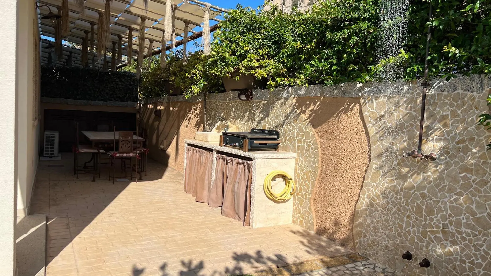 Antica Fonte Holiday Homes San Pantaleo Italien