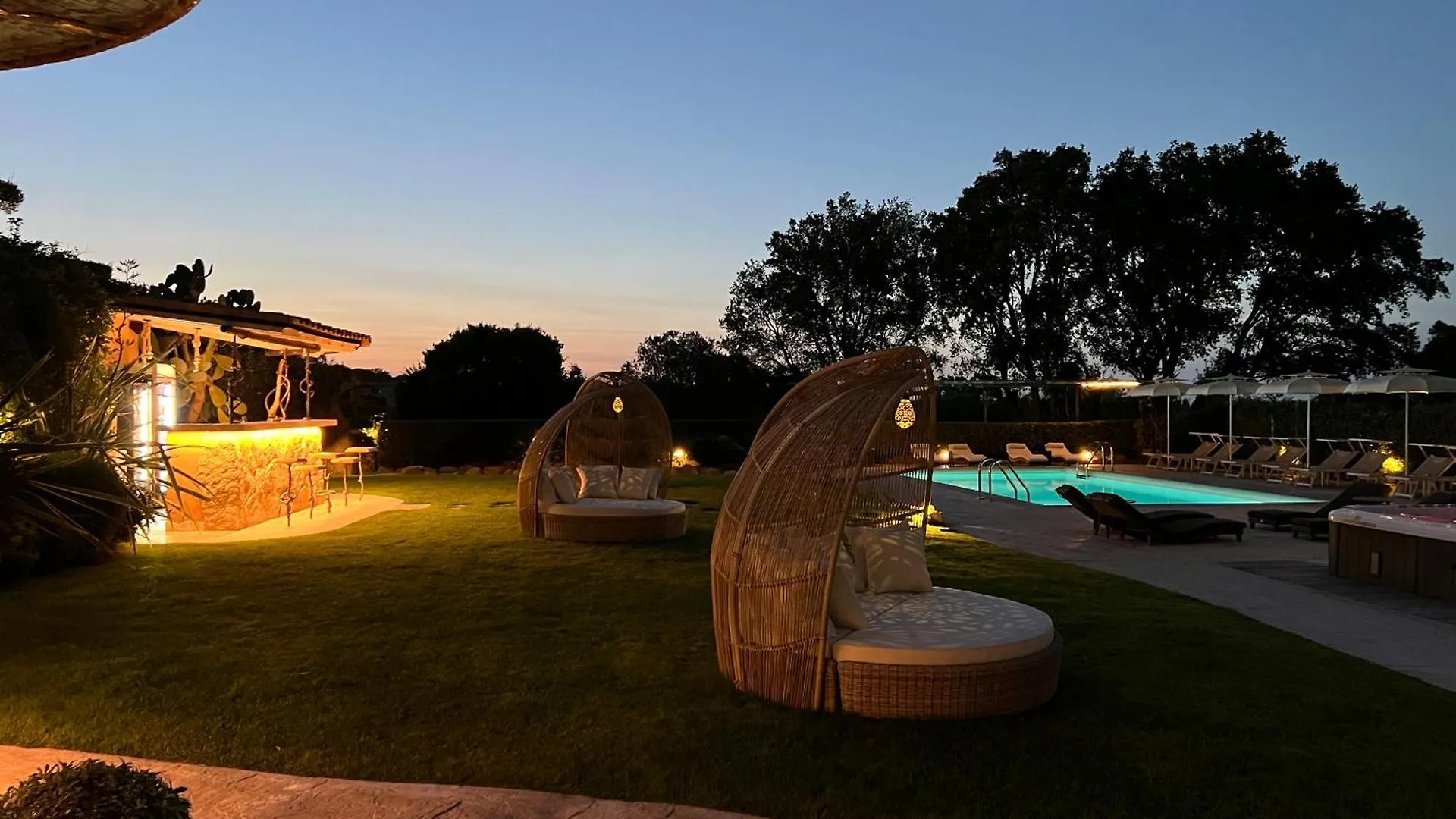 Antica Fonte Holiday Homes San Pantaleo 0*,